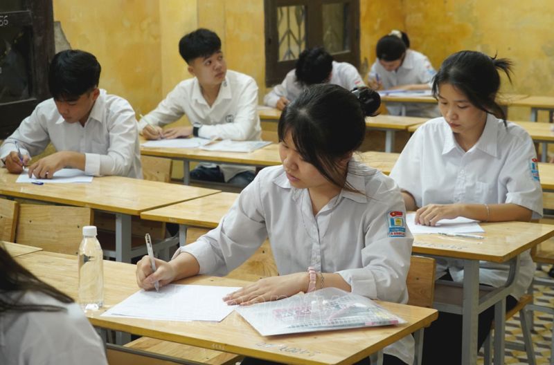 Hơn 9.600 thí sinh Hà Nam hoàn thành môn thi Ngữ Văn