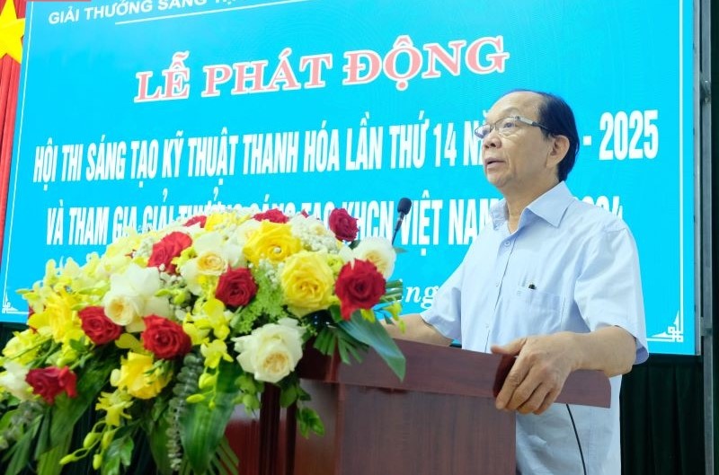 Chủ tịch Liên hiệp các Hội Khoa học và Kỹ thuật Thanh Hóa Nguyễn Văn Phát phát biểu tại lễ phát động.