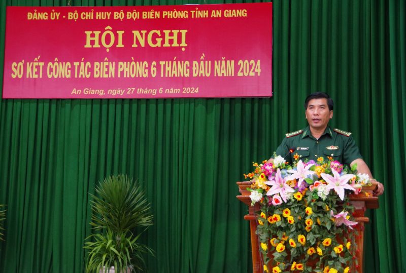 Đại tá Trần Quốc Khánh - Chỉ huy trưởng BĐBP tỉnh phát biểu