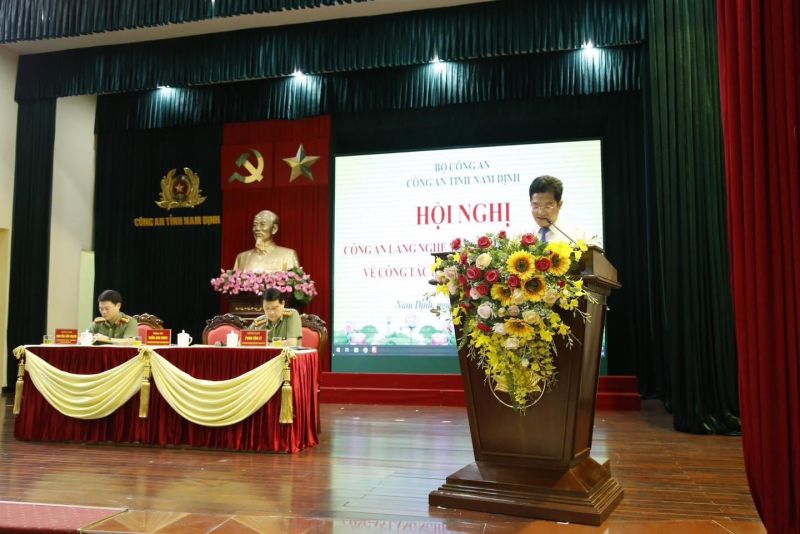 Phó Chủ tịch Thường trực UBND tỉnh Trần Anh Dũng phát biểu chỉ đạo Hội nghị. Ảnh: Công an tỉnh Nam Định