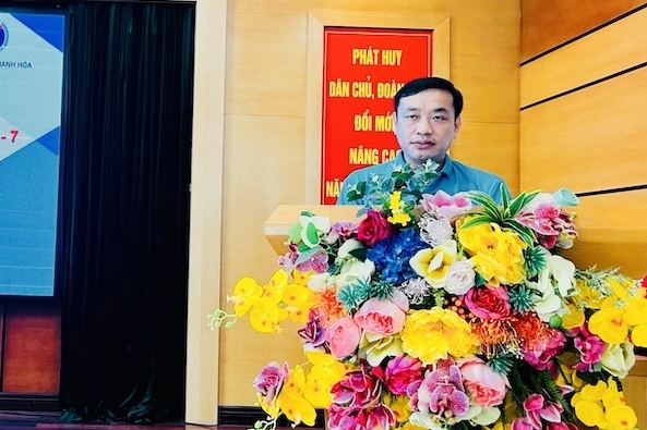 Phó Giám đốc BHXH tỉnh Thanh Hoá Vũ Nguyên Hiệp phát biểu tại lễ phát động.