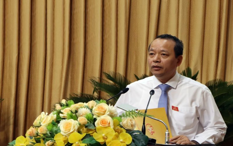 Đồng chí Nguyễn Quốc Chung, Phó Bí thư Thường trực Tỉnh ủy, Chủ tịch Hội đồng nhân dân tỉnh Bắc Ninh phát biểu tại kỳ họp.