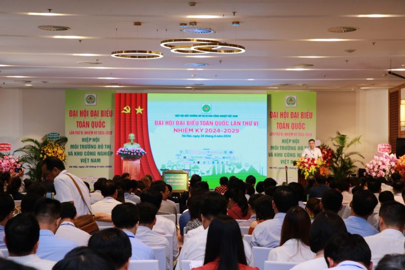 Ông Hồ Kiên Trung, Phó Cục trưởng Cục Kiểm soát ô nhiễm, Bộ Tài nguyên và Môi trường phát biểu
