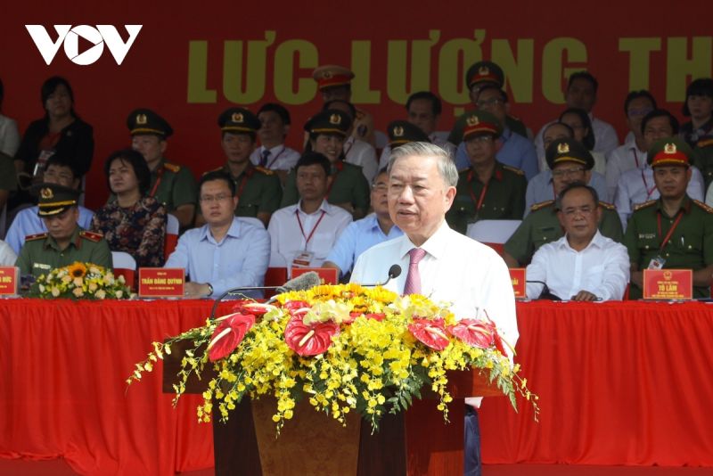 Chủ tịch nước Tô Lâm phát biểu tại lễ ra mắt Lực lượng tham gia bảo vệ an ninh, trật tự ở cơ sở