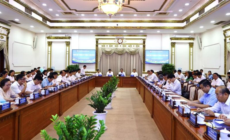 Kinh tế TP. Hồ Chí Minh tăng trưởng hơn 6,4% trong 6 tháng đầu năm 2024