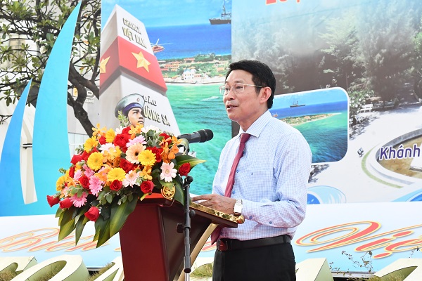 Ông Đinh Văn Thiệu- Phó Chủ tịch UBND tỉnh Khánh Hòa phát biểu chào mừng