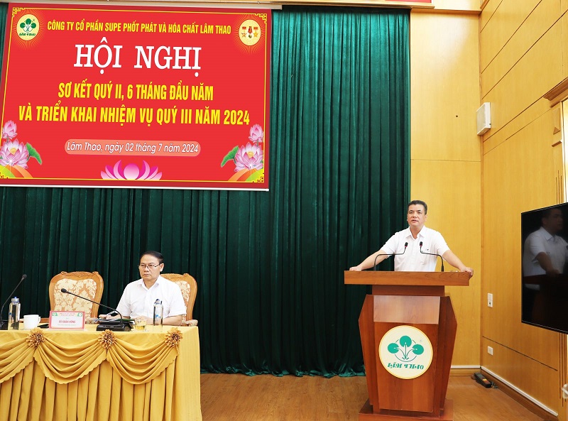 Ông Phạm Thanh Tùng, Bí thư Đảng uỷ, Tổng Giám đốc Supe Lâm Thao