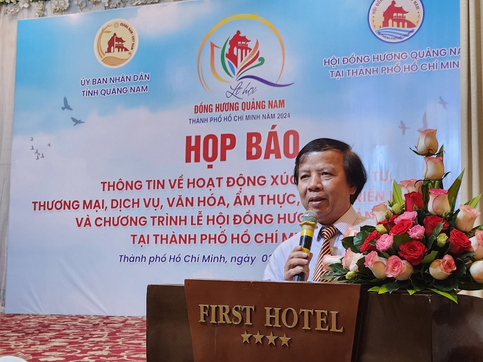 Ông Phạm Ngọc Sinh, Phó Giám đốc Sở Khoa học và Công nghệ, Trưởng Ban Điều hành Hỗ trợ khởi nghiệp sáng tạo tỉnh Quảng Nam, phát biểu tại buổi họp báo.