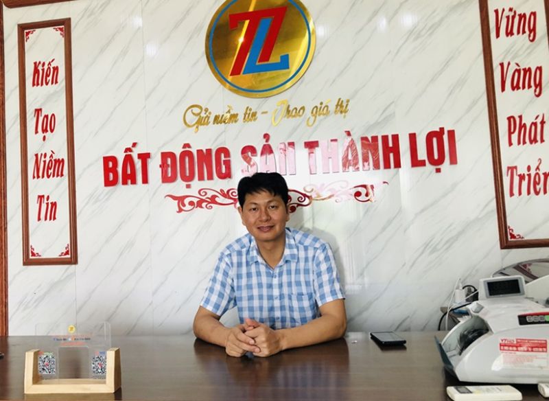Anh Nguyễn Văn Lợi, Văn phòng đầu tư bất động sản tại dự án Phú Quý Golden Land.