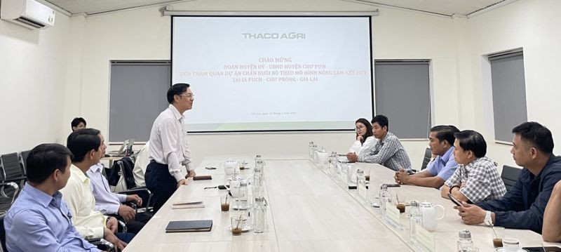 Ông Trần Xuân Hương - Trưởng phòng Pháp lý Đất đai THACO AGRI phát biểu Ông Trần Xuân Hương - Trưởng phòng Pháp lý Đất đai THACO AGRI phát biểu