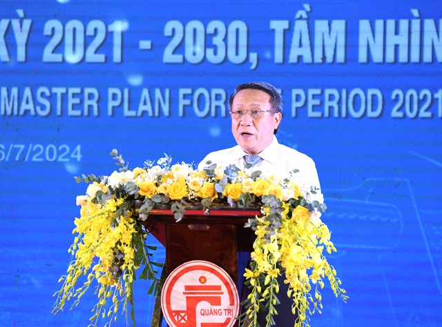 Phó Chủ tịch Thường trực UBND tỉnh Hà Sỹ Đồng phát biểu tại hội nghị