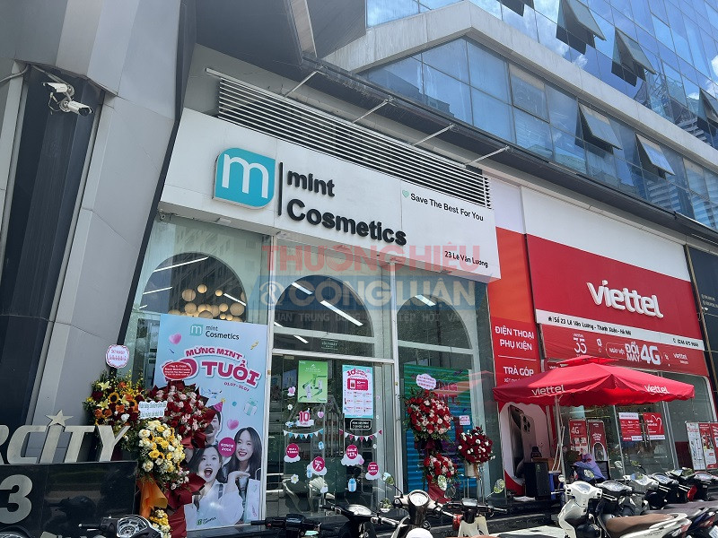 Mỹ phẩm Mint Cosmetics: Một số hàng hoá nước ngoài bày bán không có tem nhãn phụ Tiếng Việt