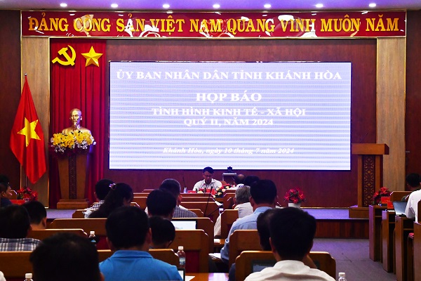 Quang cảnh buổi họp báo