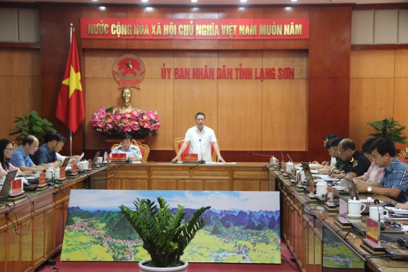 Quang cảnh cuộc họp