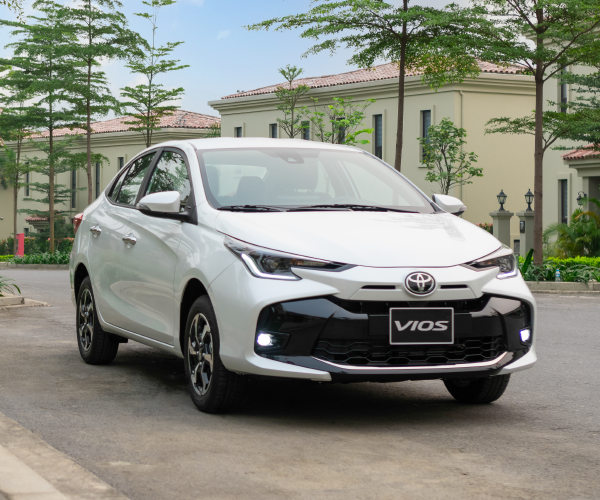 mẫu sedan hạng B Toyota Vios vẫn là mũi nhọn kinh doanh của thương hiệu Nhật Bản, khi đạt doanh số 4.215 xe bán ra trong nửa đầu 2024.