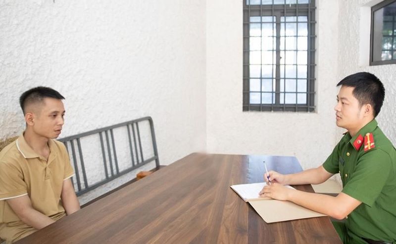 Bắt đối tượng lừa đảo bán hàng điện tử trên mạng