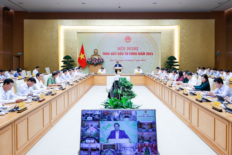 Thủ tướng Phạm Minh Chính nêu hàng loạt vấn đề trong hội nghị về đầu tư công