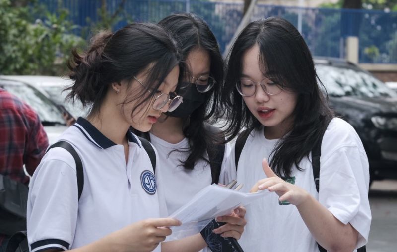 Dự báo, điểm chuẩn trúng tuyển một số ngành của Trường Đại học Y Hà Nội năm 2024 sẽ tăng cao