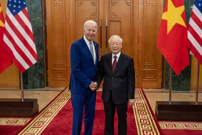 Tổng Bí thư Nguyễn Phú Trọng và Tổng thống Joe Biden.