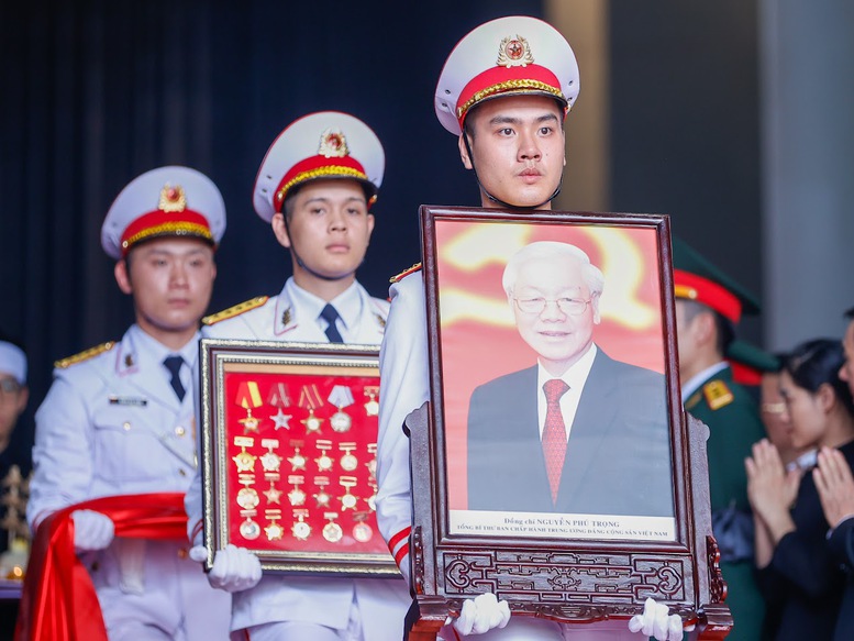 Lễ truy điệu và lễ an táng đồng chí Nguyễn Phú Trọng, Tổng Bí thư Ban Chấp hành Trung ương Đảng Cộng sản Việt Nam diễn ra chiều 26/7/2024 tại Hà Nội - Ảnh: VGP/Nhật Bắc