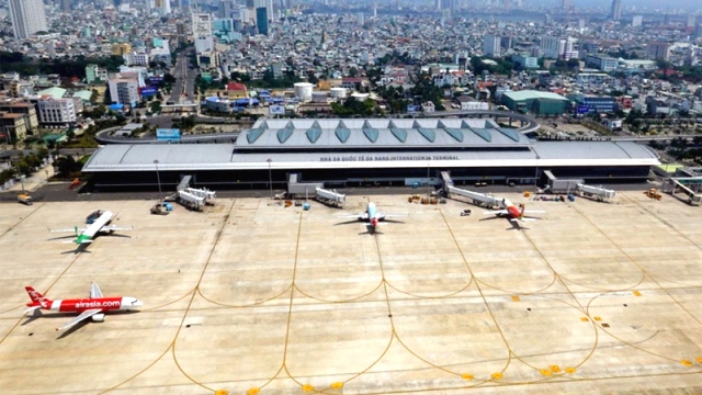 sân bay quốc tế Đà Nẵng.