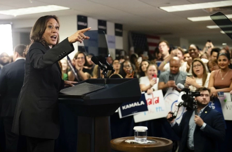 Bà Kamala Harris phát biểu tại trụ sở chiến dịch tranh cử ở Wilmington, tiểu bang Dalaware, ngày 22/7. (Nguồn: AP)