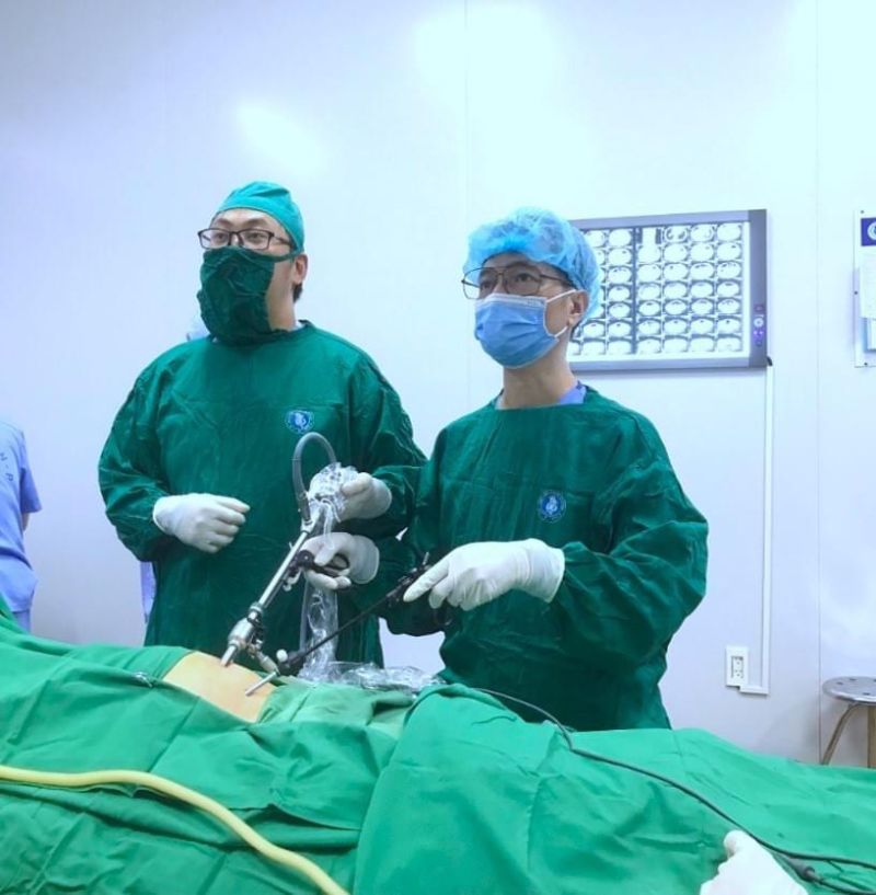 Bệnh viện trẻ em Hải Phòng phẫu thuật thành công cắt nang ruột đôi bằng kỹ thuật mổ nội soi