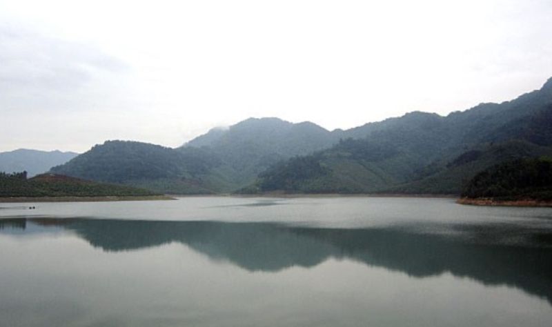 Vĩnh Phúc: Hồ Thanh Lanh và Đại Lải đồng loạt xả tràn