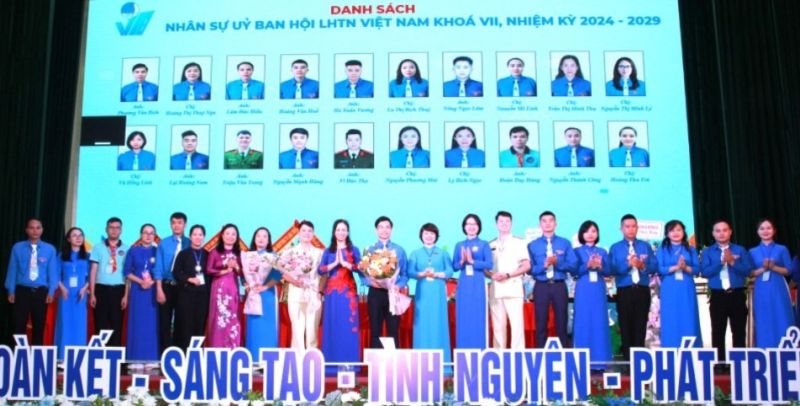 Ủy ban Hội LHTN Việt Nam thành phố Lạng Sơn lần thứ VII, nhiệm kỳ 2019 – 2024 ra mắt tại đại hội