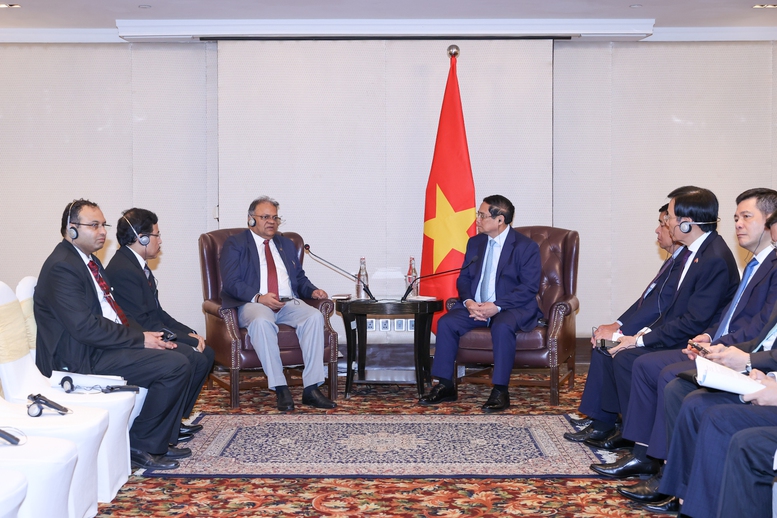 Thủ tướng Phạm Minh Chính tiếp các tập đoàn công nghiệp, dầu khí, công nghệ hàng đầu Ấn Độ