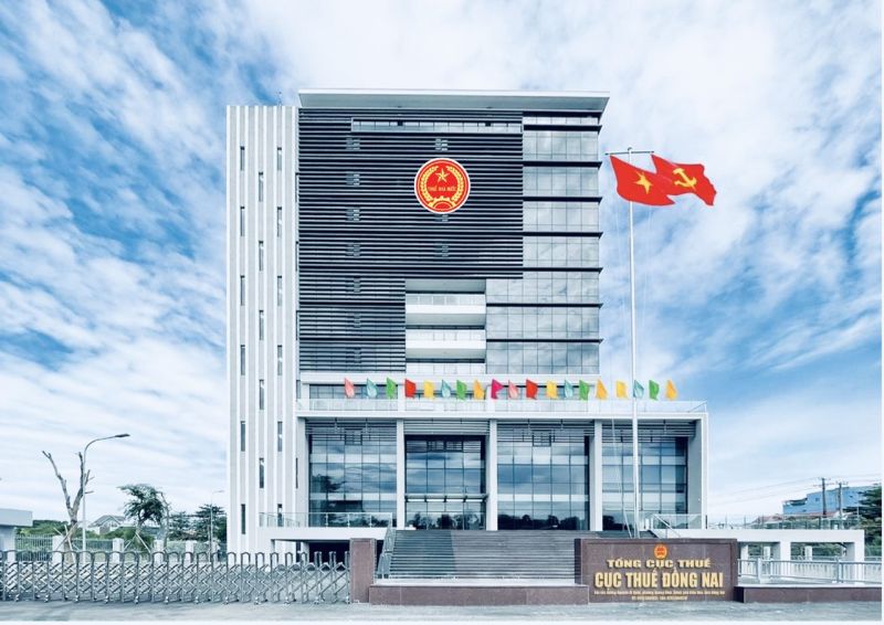 Tạm hoãn xuất cảnh nhiều cá nhân đại diện doanh nghiệp hoạt động ở Đồng Nai