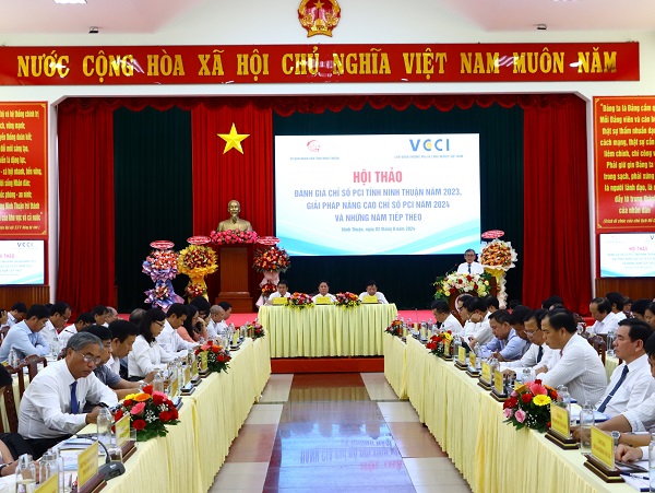 Quang cảnh hội thảo