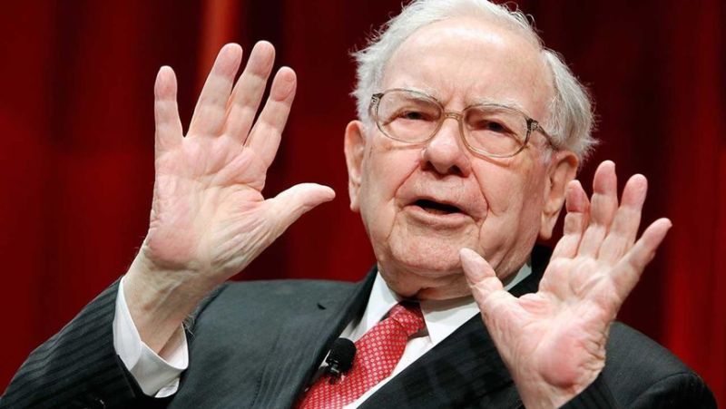 Nhà đầu tư huyền thoại Warren Buffett đã cắt giảm cổ phần Apple.