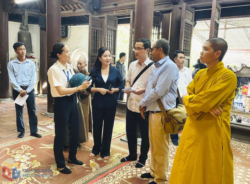 Chuyên gia của Hội đồng Di tích và Di chỉ quốc tế thẩm định thực địa tại Khu di tích và danh thắng Yên Tử