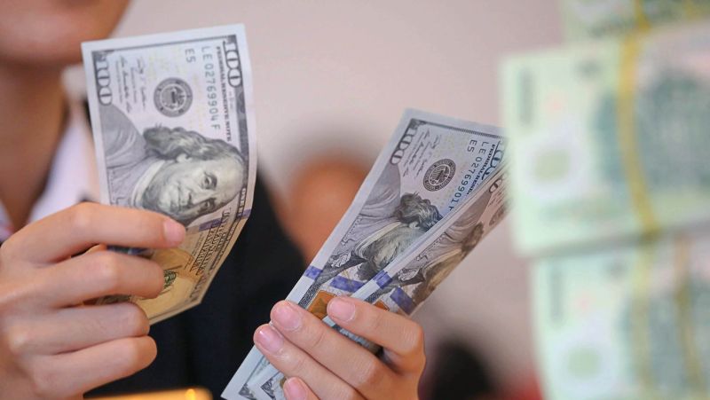 Tỷ giá USD hôm nay 10/8: Giảm nhẹ phiên cuối tuần