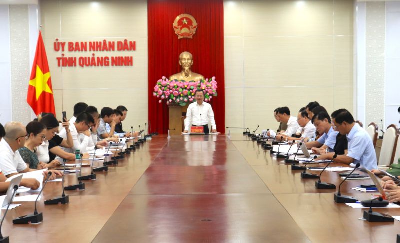 Bàn giải pháp thu hút khách khách du lịch đến Quảng Ninh