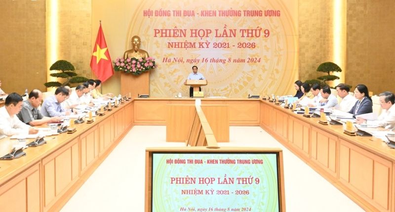 Còn một bộ phận cán bộ, công chức né tránh, đùn đẩy, sợ sai, sợ trách nhiệm