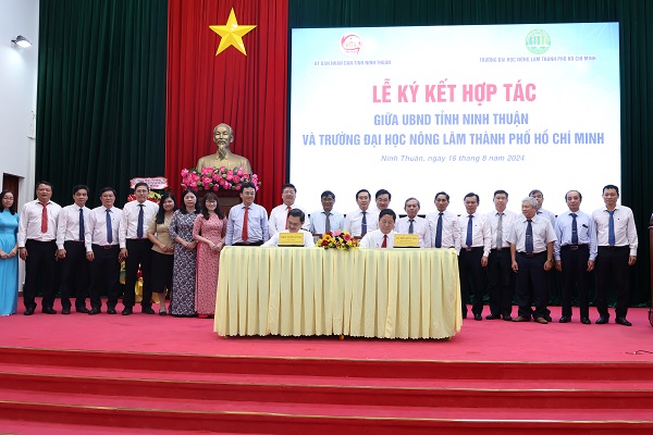 Lễ ký kết hợp tác