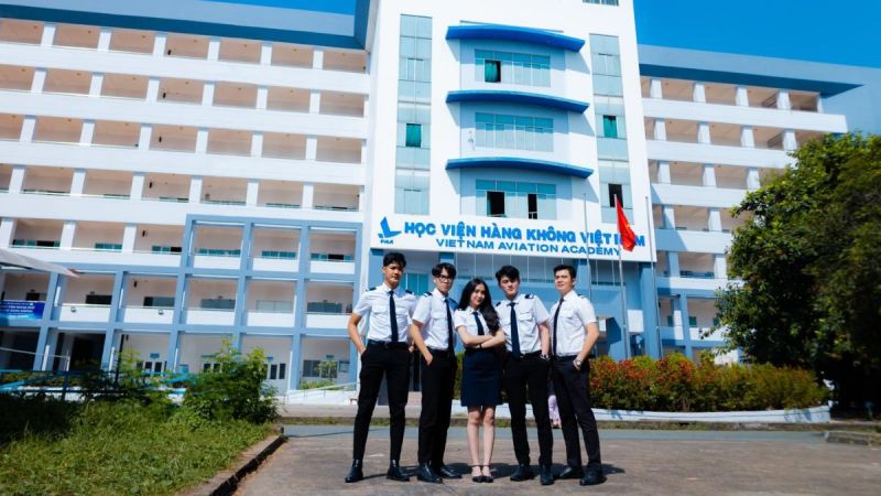 Điểm chuẩn trúng tuyển chính thức Học viện Hàng không 2024