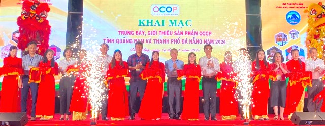 Khai mạc sự kiện trưng bày, quảng bá sản phẩm OCOP của tỉnh Quảng Nam và TP.Đà Nẵng.