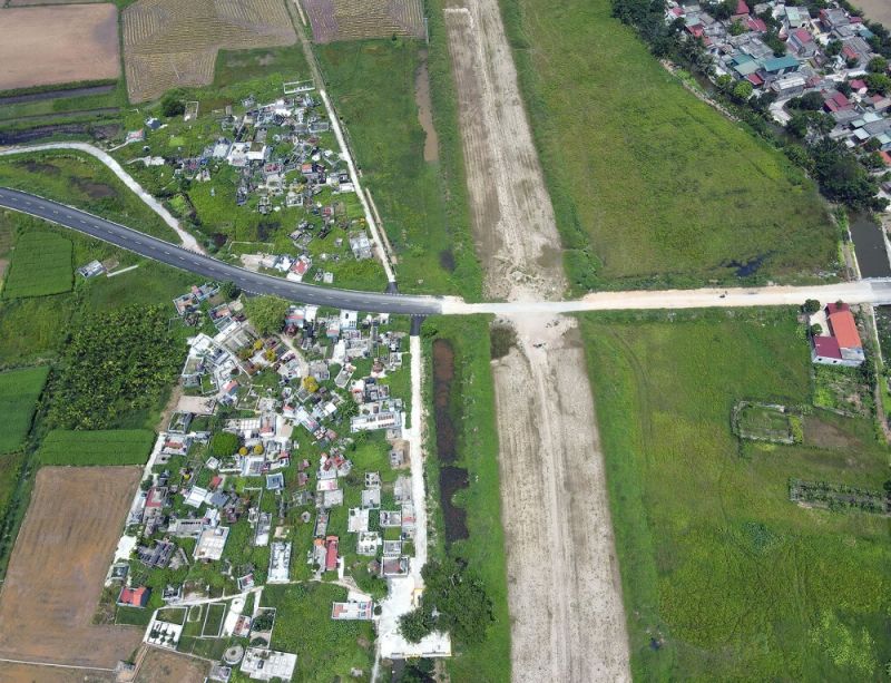 Dự &aacute;n đang chậm tiến độ do nhiều nguy&ecirc;n nh&acirc;n.