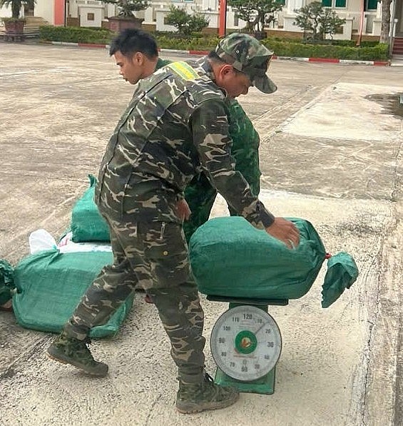 Lô hàng hóa vi phạm bị tạm giữ