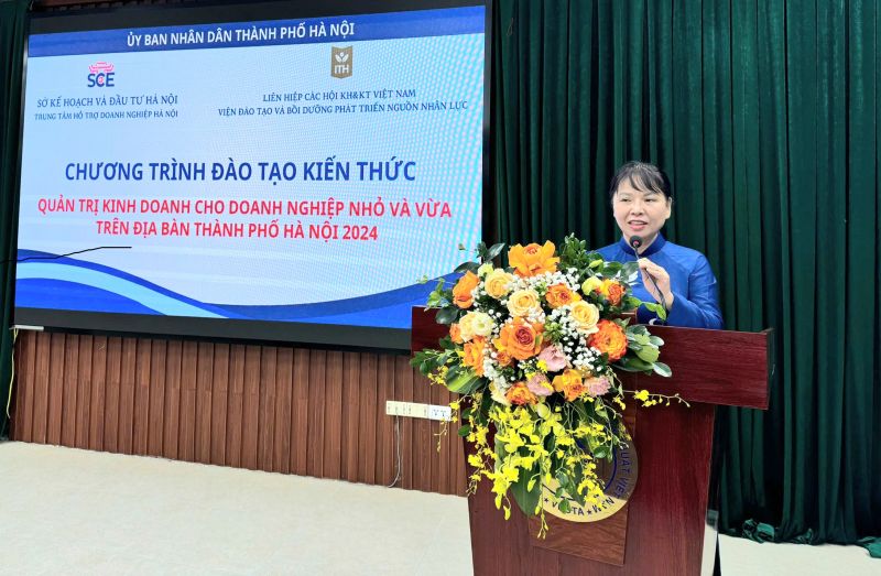 PGS. TS. Nguyễn Thị La, Phó viện trưởng Viện Đào tạo và bồi dưỡng phát triển nguồn nhân lực