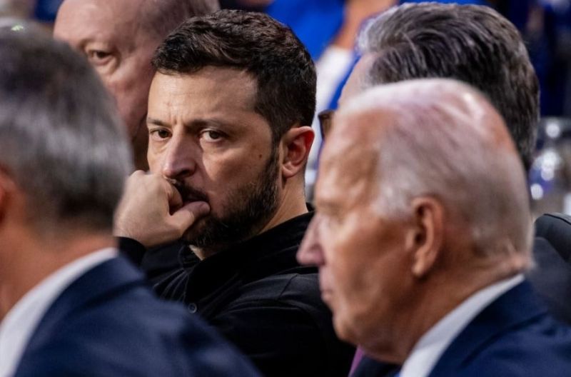 Tổng thống Ukraine Volodymyr Zelensky và Tổng thống Mỹ Joe Biden tại Hội nghị Thượng đỉnh NATO ở Washington ngày 11/7. Ảnh: Getty