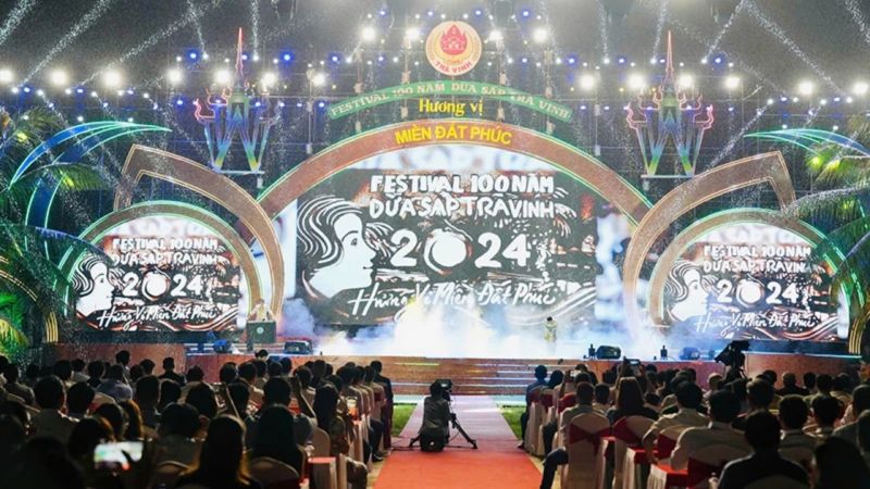 Khai mạc Festival 100 năm dừa sáp Trà Vinh tại huyện Cầu Kè.