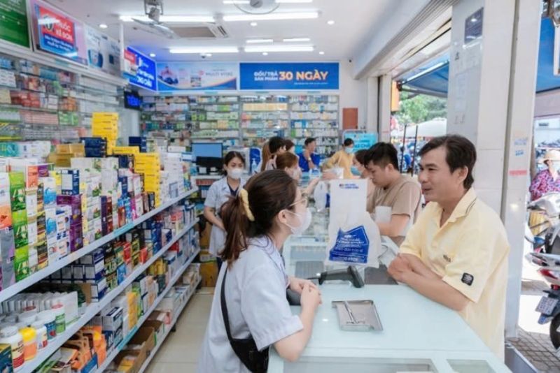 Dragon Capital bán ra 240.000 cổ phiếu FPT Retail (FRT)