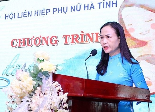 Bà Nguyễn Thị Lệ Hà, Chủ tịch Hội LHPN tỉnh Hà Tĩnh.