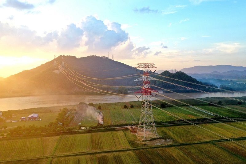 Công trình đường dây 500kV mạch 3 Quảng Trạch - Phố Nối và những con số nổi bật