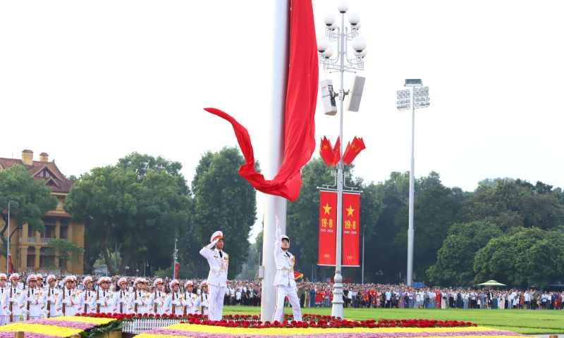 Thiêng liêng lễ thượng cờ tại Quảng trường Ba Đình ngày Quốc khánh 2/9