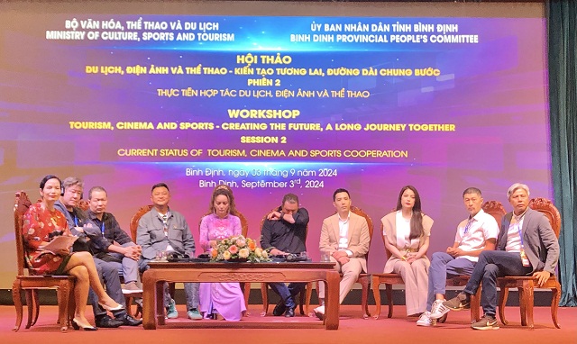 C&aacute;c diễn giả, chuy&ecirc;n gia tham gia phi&ecirc;n thảo luận 2. Ảnh Viết Hiền